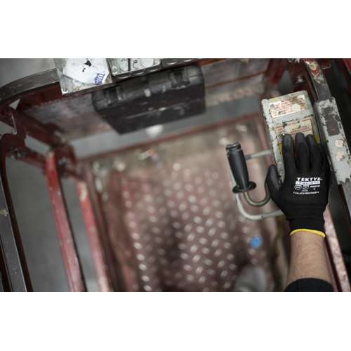 RWG701 RWG701 TEKTYE® A4 Touchscreen Cut Protective Work Glove