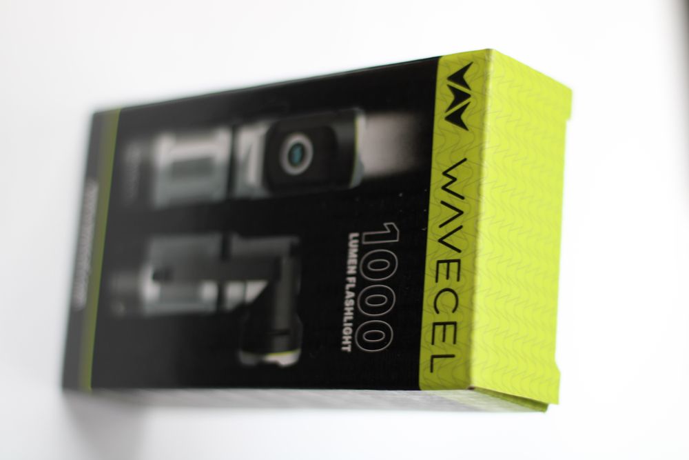 1000 Lumen Flashlight w/ Rail Clip